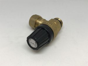 NIBE 047. Säkerhetsventil 9bar  Ø15 RES.D